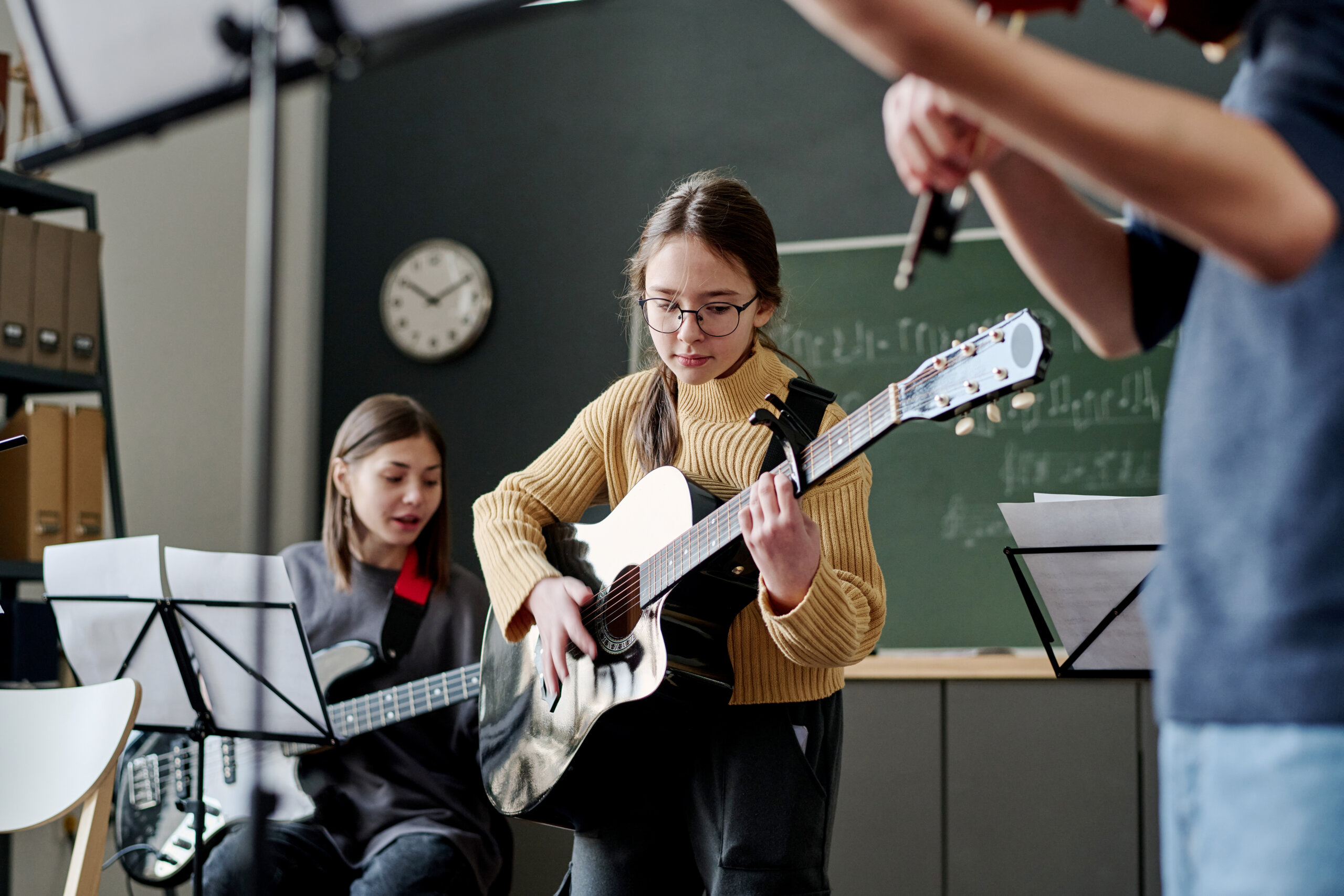 How Command Education Helps Students Develop Their Music Hook: Q&A with Yibiao