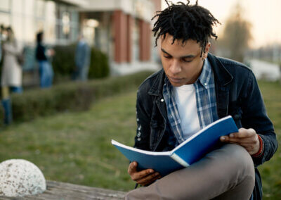 How Students Can Improve Their Reading Comprehension: Q&A with Giovanni
