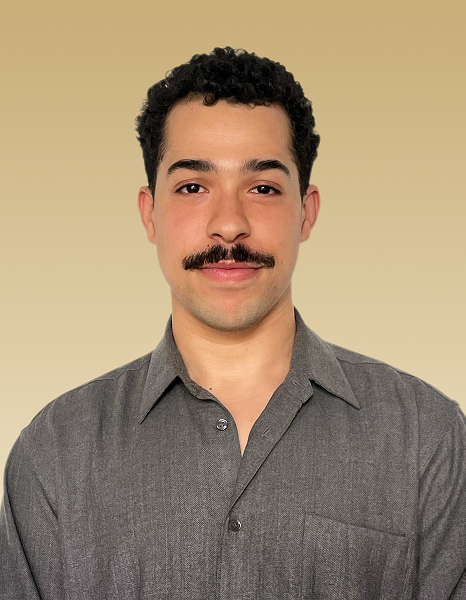 Headshot photo of Dagan.