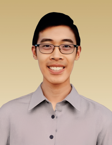 Headshot photo of Kyle.